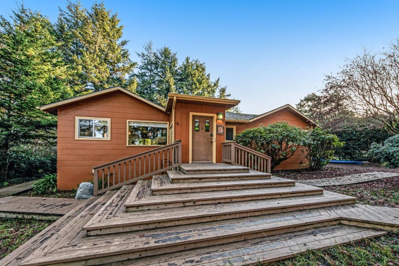 Joe Ney Hideaway Villa Coos Bay Bagian luar foto